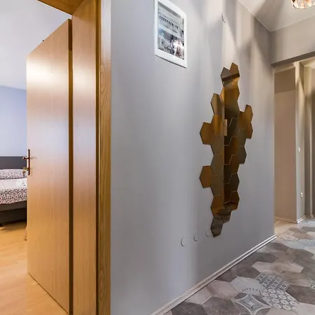 2383 Apartamento